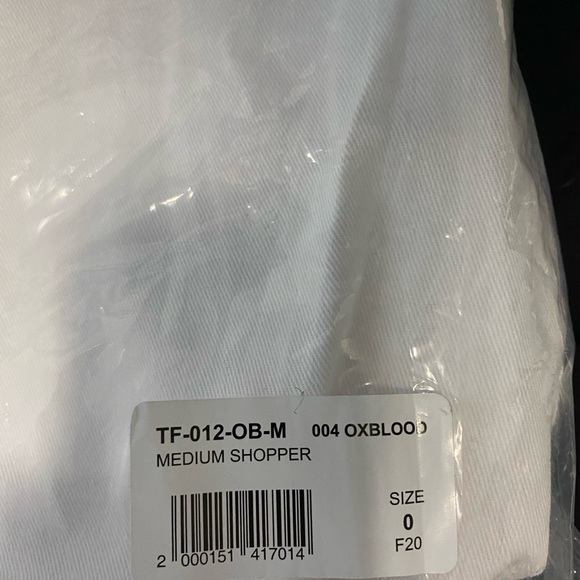 Telfar Medium Shopping Bag -
Color Oxblood - Picture 5 of 10